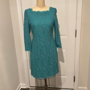 Teal lace dress with scallop details throughout. Adrianna Papell size 8